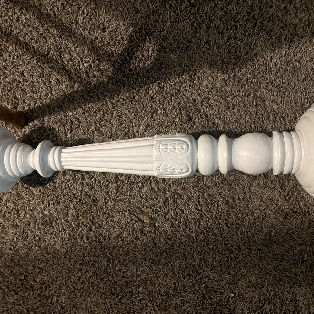 Candle holder